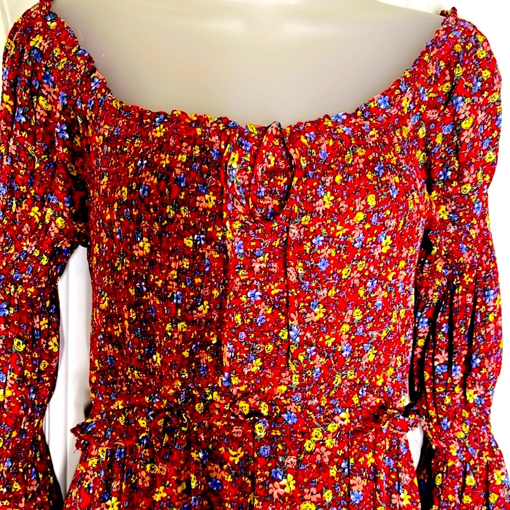 Shop Neighbor- Red Floral Smocked 3/4 Sleeve Maxi Dress. Size M - Picture 5 of 11